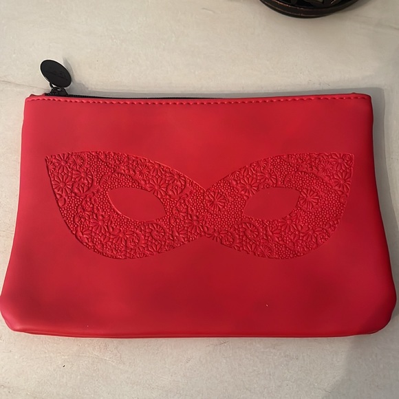 Set of 4 Ipsy Makeup Bags - Picture 5 of 8